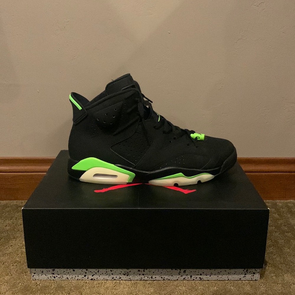 Nike Jordan Retro 6 'electric green'